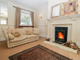 Cefn Campstone - South Wales - 1165347 - thumbnail photo 9