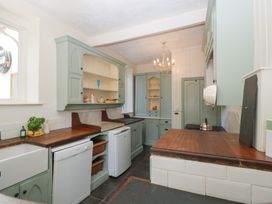 Cefn Campstone - South Wales - 1165347 - thumbnail photo 15