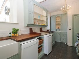 Cefn Campstone - South Wales - 1165347 - thumbnail photo 17