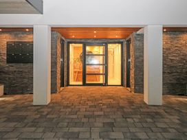 Beach View Fistral - Cornwall - 1165821 - thumbnail photo 24