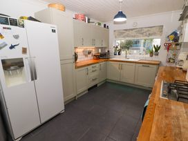 44 Honeyborough Road - South Wales - 1166930 - thumbnail photo 13