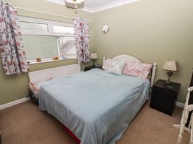 44 Honeyborough Road - South Wales - 1166930 - thumbnail photo 30