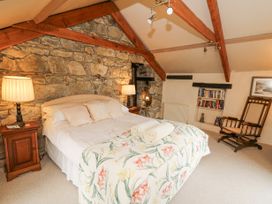 Upper Calffield Farmhouse - South Wales - 1167206 - thumbnail photo 35