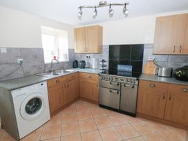 25 St. James Street - South Wales - 1167275 - thumbnail photo 6