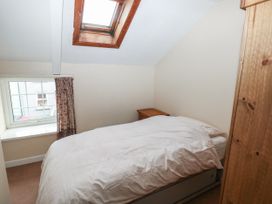 25 St. James Street - South Wales - 1167275 - thumbnail photo 12