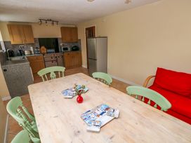 25 St. James Street - South Wales - 1167275 - thumbnail photo 6