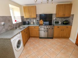 25 St. James Street - South Wales - 1167275 - thumbnail photo 8