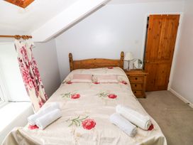 25 St. James Street - South Wales - 1167275 - thumbnail photo 15