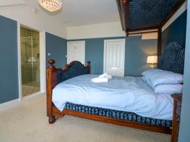 Fir Grove - Anglesey - 1167285 - thumbnail photo 20