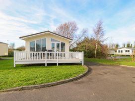 3 Bure Close - Norfolk - 1167293 - thumbnail photo 1