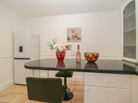 Hilltop Cottage - Devon - 1167403 - thumbnail photo 9