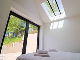 Upper Cottage - Devon - 1167559 - thumbnail photo 39