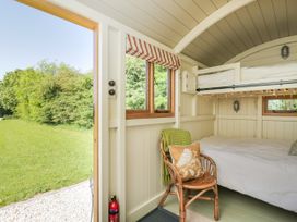 Blackthorn - Cotswolds - 1167895 - thumbnail photo 6