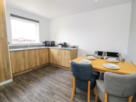 Premier Lodge 78 - North Wales - 1168189 - thumbnail photo 8