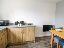 Premier Lodge 78 - North Wales - 1168189 - thumbnail photo 9