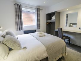 Premier Lodge 78 - North Wales - 1168189 - thumbnail photo 13