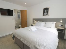 Premier Lodge 78 - North Wales - 1168189 - thumbnail photo 14