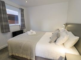 Classic Lodge 26 - North Wales - 1168196 - thumbnail photo 9