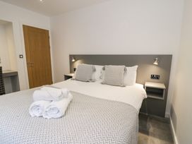 Classic Lodge 31 - North Wales - 1168199 - thumbnail photo 10