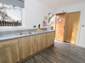 Classic Lodge 38 - North Wales - 1168202 - thumbnail photo 8