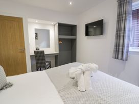 Classic Lodge 38 - North Wales - 1168202 - thumbnail photo 12