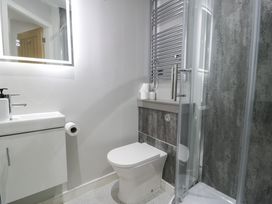 Luxury Lodge 44 - North Wales - 1168203 - thumbnail photo 20