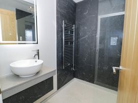 Luxury Lodge 44 - North Wales - 1168203 - thumbnail photo 21