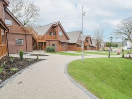 Luxury Lodge 44 - North Wales - 1168203 - thumbnail photo 40