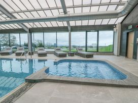 King Hotel Room - North Wales - 1168207 - thumbnail photo 14