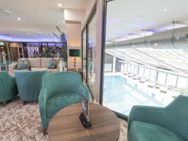 Twin Hotel Room - North Wales - 1168208 - thumbnail photo 15