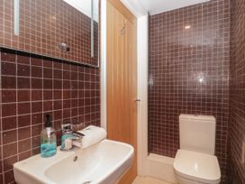 Double Room 2 - Cotswolds - 1168236 - thumbnail photo 8