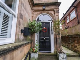 Coronation House - North Yorkshire (incl. Whitby) - 1168464 - thumbnail photo 1