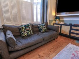 Coronation House - North Yorkshire (incl. Whitby) - 1168464 - thumbnail photo 8