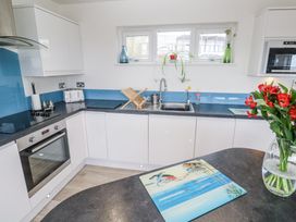 Petroc - Cornwall - 1168516 - thumbnail photo 14