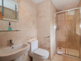 Twin Room - Cotswolds - 1168652 - thumbnail photo 6