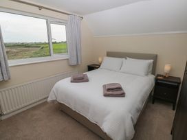 Shearwater - South Wales - 1168703 - thumbnail photo 21
