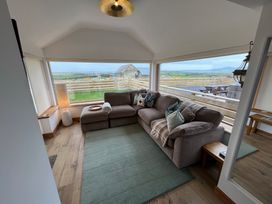 Cuddfan - Anglesey - 1168928 - thumbnail photo 3