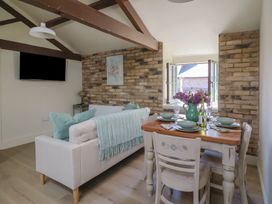 Drake's Hideaway - Dorset - 1168929 - thumbnail photo 7