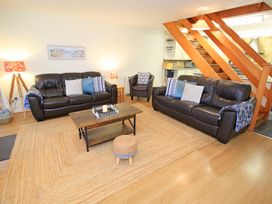 River's Edge Penthouse - North Wales - 1169117 - thumbnail photo 1