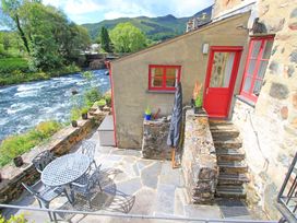 Riverbank Cottage - North Wales - 1169319 - thumbnail photo 15