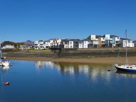 Sailing Home - North Wales - 1169357 - thumbnail photo 3