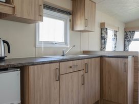 Tide’s Reach - Hayling Island - Hampshire - 1169542 - thumbnail photo 10