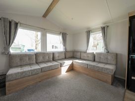 Billy’s Way  - Hayling Island - Hampshire - 1169544 - thumbnail photo 3