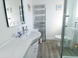 63 Kingsland Road - Anglesey - 1169636 - thumbnail photo 10