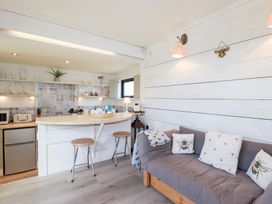 The Cow Shed - Cornwall - 1170371 - thumbnail photo 4