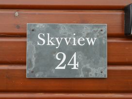 Skyview - Devon - 1170567 - thumbnail photo 2