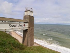 The Beach Apartment - Northumberland - 1170829 - thumbnail photo 23