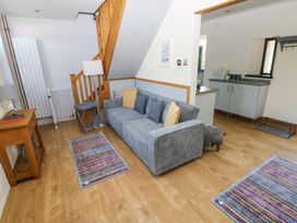 3 The Barn - South Wales - 1170974 - thumbnail photo 7