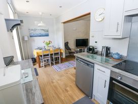 3 The Barn - South Wales - 1170974 - thumbnail photo 11