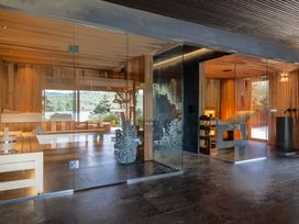 A spa area with sauna and bathtub at Deer Close in Coniston